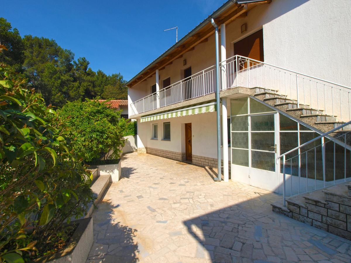 Apartment Alma 1600 Pula Exterior foto